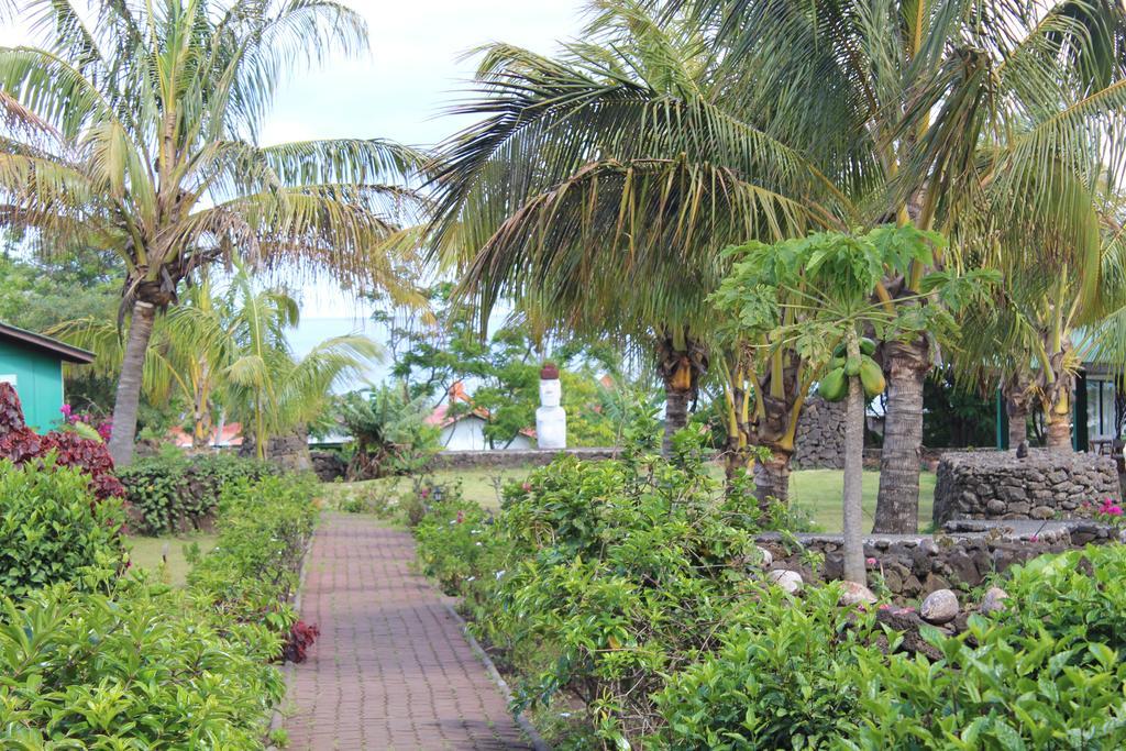 Hotel Vai Moana Hanga Roa Exterior photo