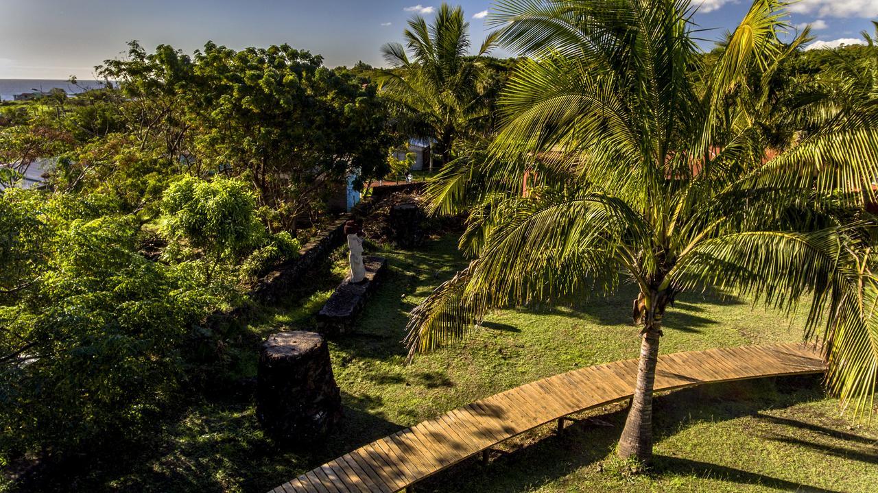 Hotel Vai Moana Hanga Roa Exterior photo